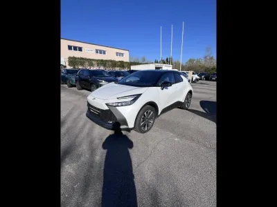TOYOTA C-HR 2.0 Hybride Rechargeable 225ch Graphic MY26 occasion 2026 - Photo 1