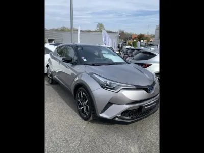 TOYOTA C-HR 122h Graphic 2WD E-CVT occasion 2016 - Photo 4
