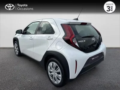 TOYOTA Aygo X 1.0 VVT-i 72ch Dynamic occasion 2023 - Photo 2
