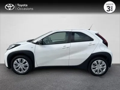 TOYOTA Aygo X 1.0 VVT-i 72ch Dynamic occasion 2023 - Photo 3