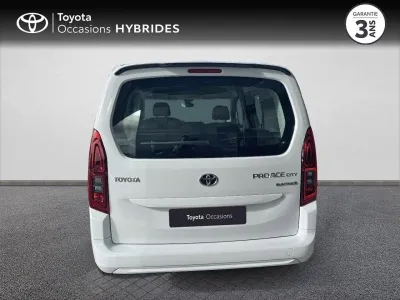 TOYOTA PROACE CITY Verso Medium Electric 50kWh Dynamic occasion 2024 - Photo 4