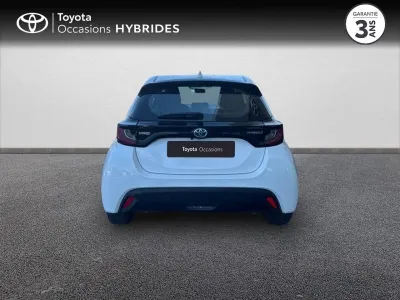 TOYOTA Yaris 116h Dynamic 5p MY22 occasion 2023 - Photo 4