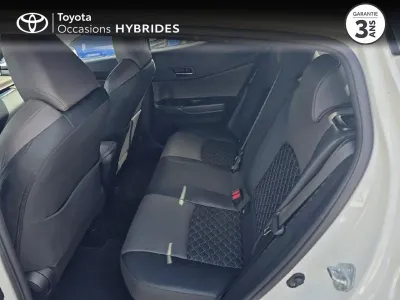 TOYOTA C-HR 122h Distinctive 2WD E-CVT RC18 occasion 2019 - Photo 4