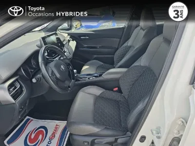 TOYOTA C-HR 122h Distinctive 2WD E-CVT RC18 occasion 2019 - Photo 3