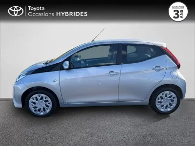 TOYOTA Aygo 1.0 VVT-i 72ch x-play 5p MY21 occasion 2022 - Photo 3