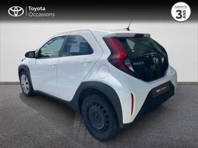 TOYOTA Aygo X 1.0 VVT-i 72ch Dynamic S-CVT occasion 2022 - Photo 2