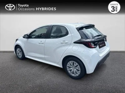 TOYOTA Yaris 116h Dynamic 5p MY22 occasion 2023 - Photo 2