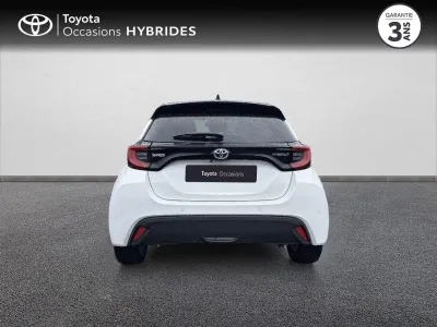 TOYOTA Yaris 116h Design 5p MY22 occasion 2023 - Photo 4
