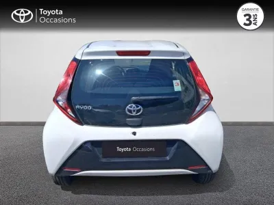 TOYOTA Aygo 1.0 VVT-i 72ch x-play 5p MY21 occasion 2021 - Photo 4