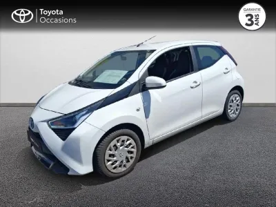 TOYOTA Aygo 1.0 VVT-i 72ch x-play 5p MY21 occasion 2021 - Photo 1
