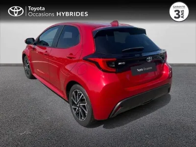 TOYOTA Yaris 116h Design 5p MC24 occasion 2023 - Photo 2