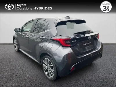 TOYOTA Yaris 116h Iconic 5p MY22 occasion 2023 - Photo 2