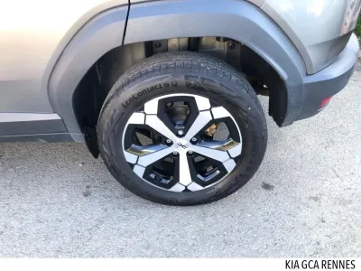 DACIA Duster 1.6 hybrid 140ch Journey occasion 2024 - Photo 4