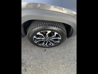 TOYOTA Yaris Cross 130h Design AWD-i MY25 occasion 2024 - Photo 4