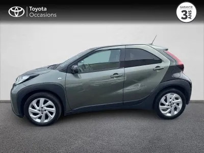 TOYOTA Aygo X 1.0 VVT-i 72ch Dynamic occasion 2023 - Photo 3