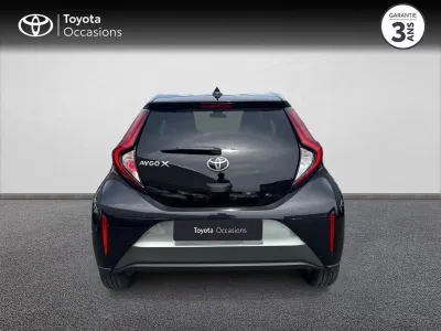 TOYOTA Aygo X 1.0 VVT-i 72ch Dynamic occasion 2023 - Photo 4