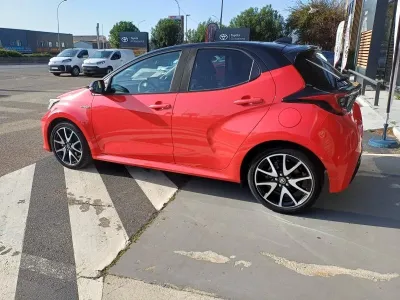 TOYOTA Yaris 116h Première 5p occasion 2021 - Photo 4