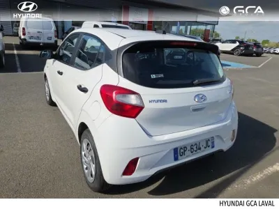 HYUNDAI i10 1.0 67ch ECO Initia occasion 2023 - Photo 2