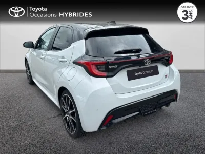 TOYOTA Yaris 116h GR Sport 5p MY22 occasion 2023 - Photo 2