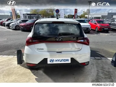 HYUNDAI i20 1.2 84ch Initia occasion 2023 - Photo 4