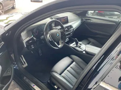 BMW Serie 5 Touring 520dA xDrive 190ch M Sport Steptronic Euro6d-T occasion 2019 - Photo 4