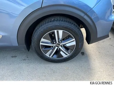 KIA Niro 1.6 GDi 105ch ISG + électrique 43.5ch Active DCT6 occasion 2020 - Photo 4