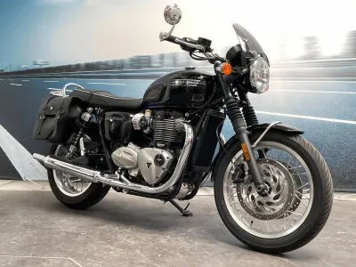 TRIUMPH Bonneville T120 - 1200 occasion 2025 - Photo 2