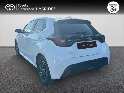 TOYOTA Yaris 116h Design 5p occasion 2020 - Photo 2
