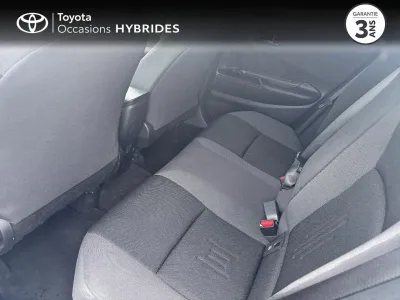 TOYOTA C-HR 1.8 Hybride 140ch Design NG23 occasion 2024 - Photo 4