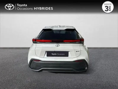 TOYOTA C-HR 1.8 Hybride 140ch Design NG23 occasion 2024 - Photo 4