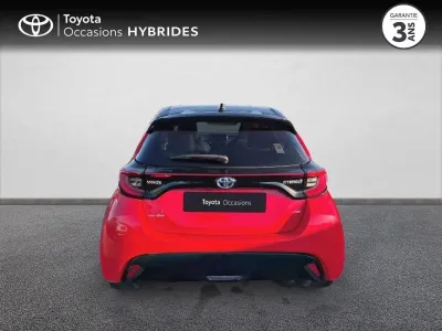 TOYOTA Yaris 116h Première 5p occasion 2021 - Photo 4