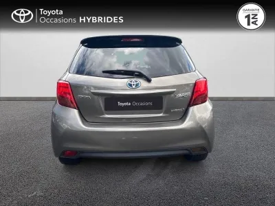 TOYOTA Yaris HSD 100h Collection 5p occasion 2017 - Photo 4