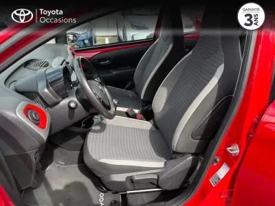 TOYOTA Aygo 1.0 VVT-i 72ch x-play 5p occasion 2019 - Photo 3