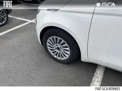 FIAT 500 e 118ch Pack Confort MY23 occasion 2023 - Photo 4