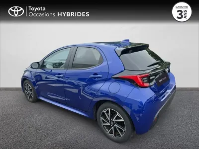 TOYOTA Yaris 116h Design 5p MY22 occasion 2023 - Photo 2