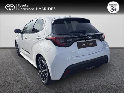 TOYOTA Yaris 116h Design 5p MY22 occasion 2022 - Photo 2