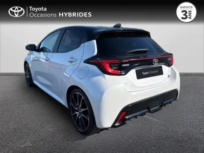 TOYOTA Yaris 116h GR Sport 5p MY22 occasion 2023 - Photo 2