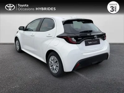 TOYOTA Yaris 116h Dynamic 5p MY21 occasion 2023 - Photo 2
