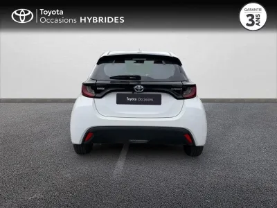 TOYOTA Yaris 116h Dynamic 5p MY21 occasion 2023 - Photo 4