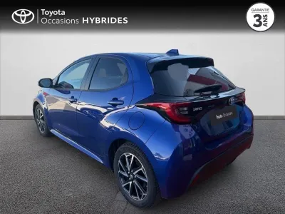 TOYOTA Yaris 116h Design 5p MY22 occasion 2023 - Photo 2