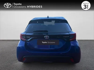 TOYOTA Yaris 116h Design 5p MY22 occasion 2023 - Photo 4