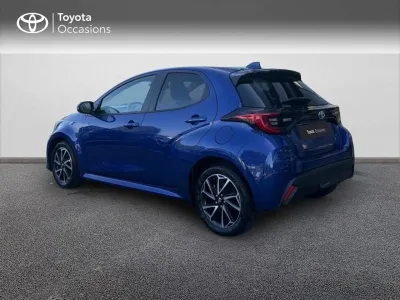 TOYOTA Yaris 116h Design 5p MY22 occasion 2022 - Photo 2