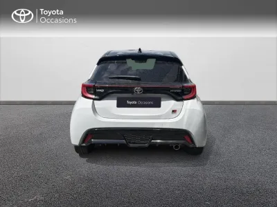 TOYOTA Yaris 116h GR Sport Techno 5p MY22 occasion 2023 - Photo 4