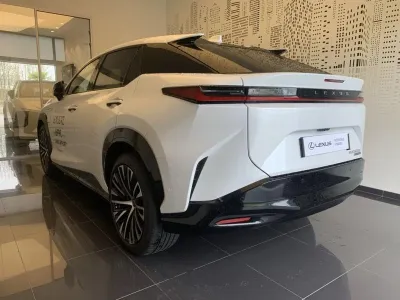 LEXUS RZ 500e Executive MC26 occasion 2026 - Photo 3