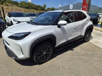 TOYOTA Yaris Cross 116h Trail AWD-i + marchepieds MY22 occasion 2023 - Photo 4