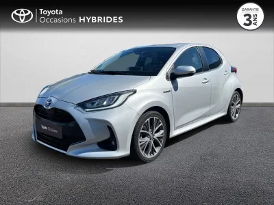 TOYOTA Yaris 116h Iconic 5p occasion 2020 - Photo 1