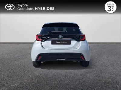TOYOTA Yaris 116h Iconic 5p occasion 2020 - Photo 4