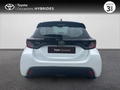 TOYOTA Yaris 116h Dynamic 5p MY25 occasion 2026 - Photo 4