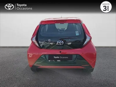 TOYOTA Aygo 1.0 VVT-i 72ch x-play 5p occasion 2019 - Photo 4