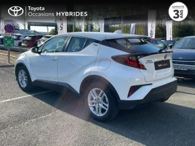 TOYOTA C-HR 1.8 Hybride 122ch Dynamic Ultimate MY23 occasion 2024 - Photo 2